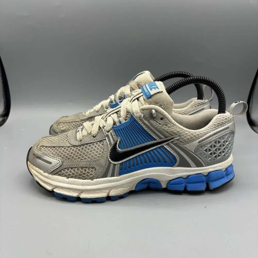 Nike Vomero Zoom 5 Silver Blue Athletic Shoes HF6998-105 Youth Size 4